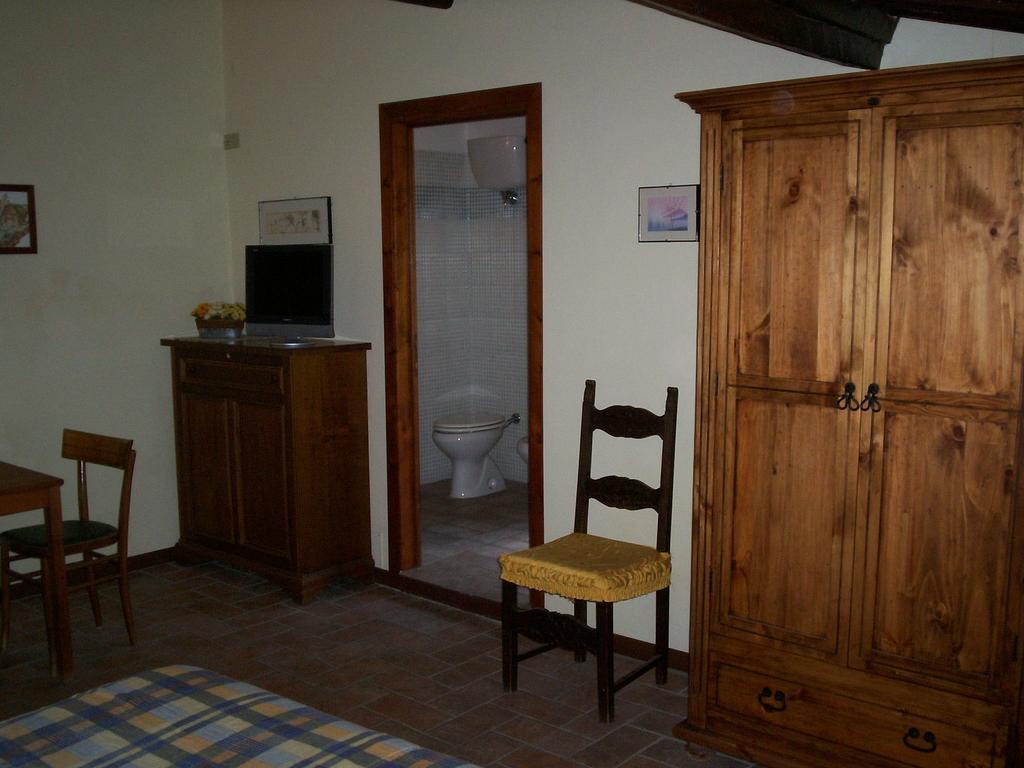 Podere Il Caggio Rooms San Gimignano Værelse billede