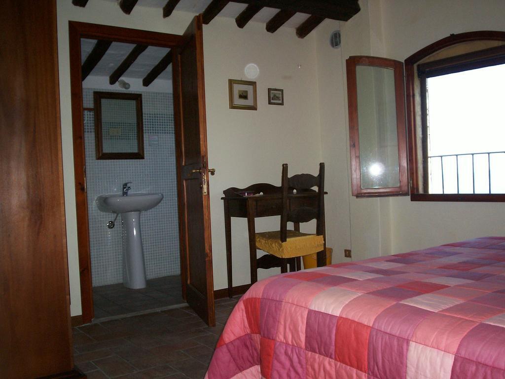 Podere Il Caggio Rooms San Gimignano Eksteriør billede